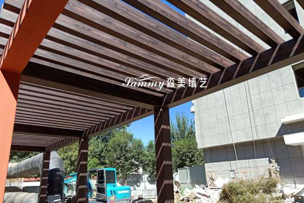 西安電子正街丈八路廣場建設(shè)部鋼構(gòu)廊架項(xiàng)目